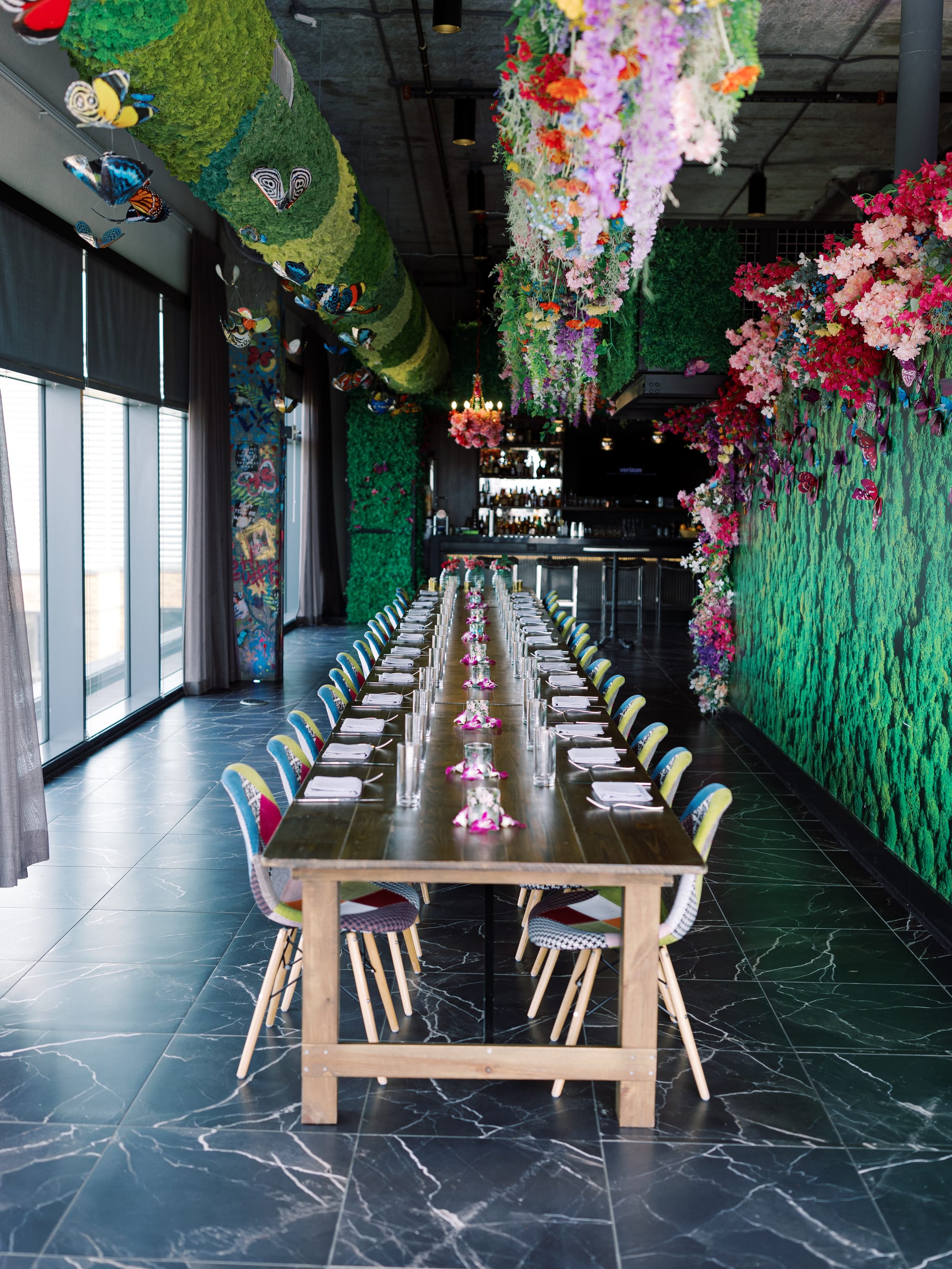 Kings Table Dining with luxurious decorations